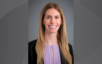 Headshot of Dr. Colleen Andrews